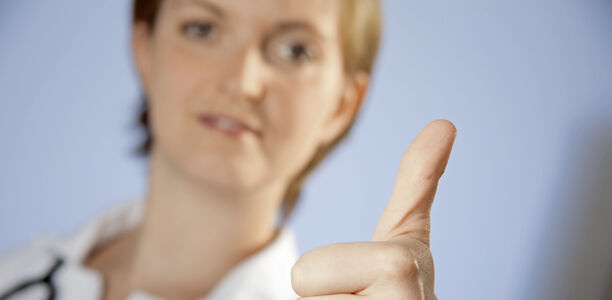 Bild zu Tipps zum Nachlesen - Pädiatrische Fachliteratur rund um COVID-19