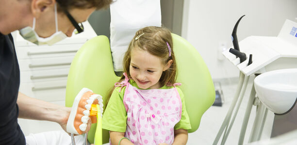 Bild zu Kariesprävention - Endlich gemeinsame Empfehlungen von Pädiatern und Zahnmedizinern