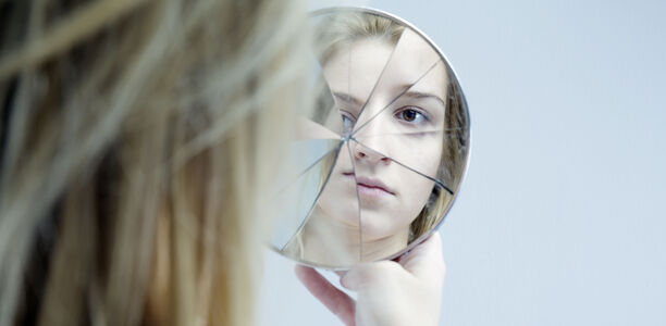 Bild zu COVID-19 - Mehr Essstörungen als Folge der Corona-Pandemie?