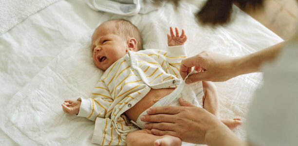 Bild zu Gallengangverschluss früher erkennen - Stuhlfarbkarte wird Teil des „Gelben Heftes“ 