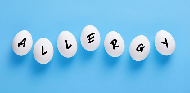 Bild zu Studie - Beeinflusst die postpartale Ernährung von stillenden Müttern das Allergierisiko?