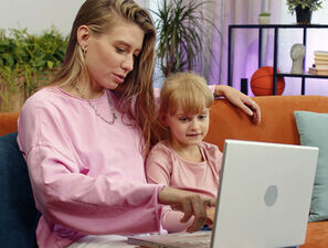 Bild zu Telemedizin - Pädiatrische Patienten in der Teledermatologie