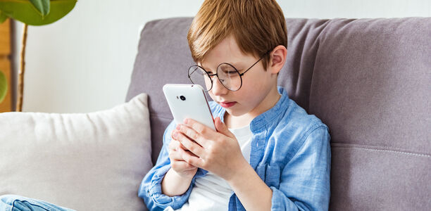 Bild zu Myopie-Risiko - Deutlicher Anstieg mit Dauer der Bildschirmnutzung