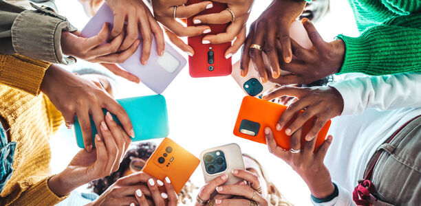 Bild zu  DAK-Studie - „Ohne Ende Online“ – problematische Mediennutzung