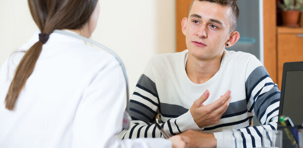 Bild zu S3-Leitlinie verschafft Klarheit - Transition von der Pädiatrie in die Erwachsenenmedizin