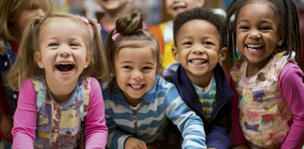 Bild zu Erfolgversprechende politische Weichenstellungen? - Expertenvorschläge zur gerechten Kindesentwicklung von Anfang an