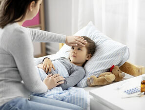 Bild zu S3-Leitlinie Fiebermanagement   - Wandel in der Fieberbehandlung bei Kindern und Jugendlichen