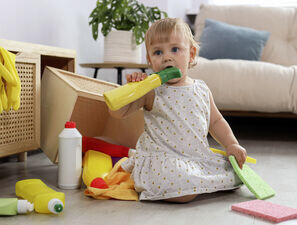 Bild zu Fälle aus dem Alltag - Vergiftungen im Kindesalter