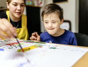 Bild zu Kinder mit Behinderung - Vorteile inklusiver Beschulung – ein Faktencheck